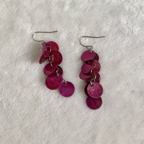 3/$20 | Fuschia drop earrings - Picture 2 of 3
